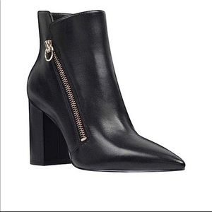 Nine West Russity Black Booties (US 9)